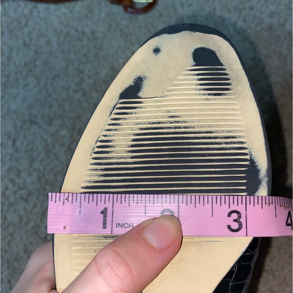 Vintage Leather Trotters Lace Up Oxfords - Picture 3 of 10